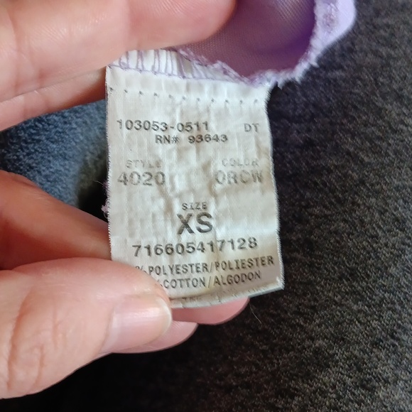 Womans Lavender  scrub/Pants - Picture 10 of 10